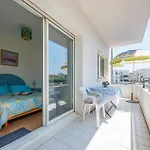1 Bedroom Awesome In 公寓 鲁瓦扬