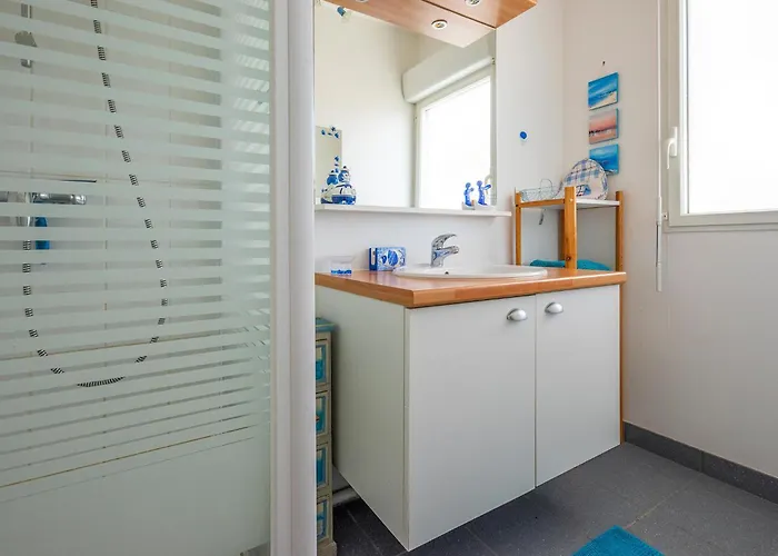 Lejlighed 1 Bedroom Awesome In Royan